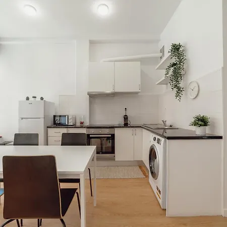 Amazing Studio By Homing Apartamento