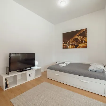 Amazing Studio By Homing Apartamento Porto